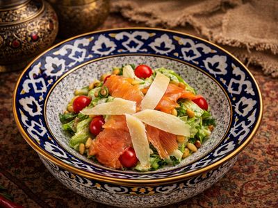 Somonlu Sezar Salatası