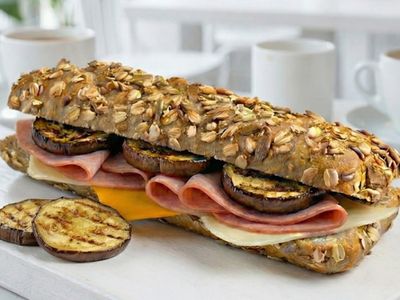 Fransiz Dana Jambonlu Sandviç