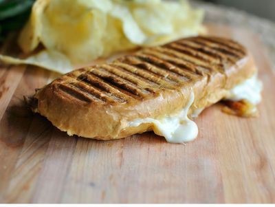 Kaşarlı Tost