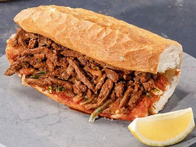 Yarım Ekmek Arası Et Tantuni