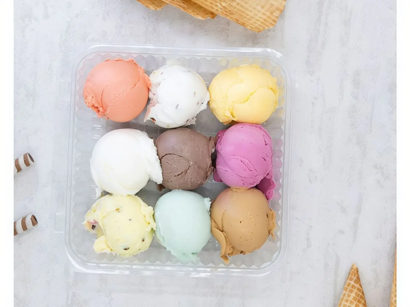 نصف كيلو آيس كريم