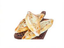 فطيرة لبنة بالزيتون