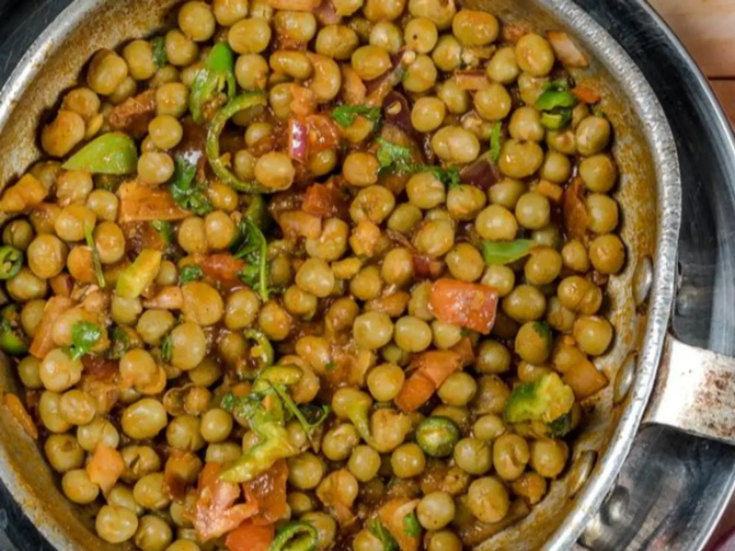 تونة بازلاء