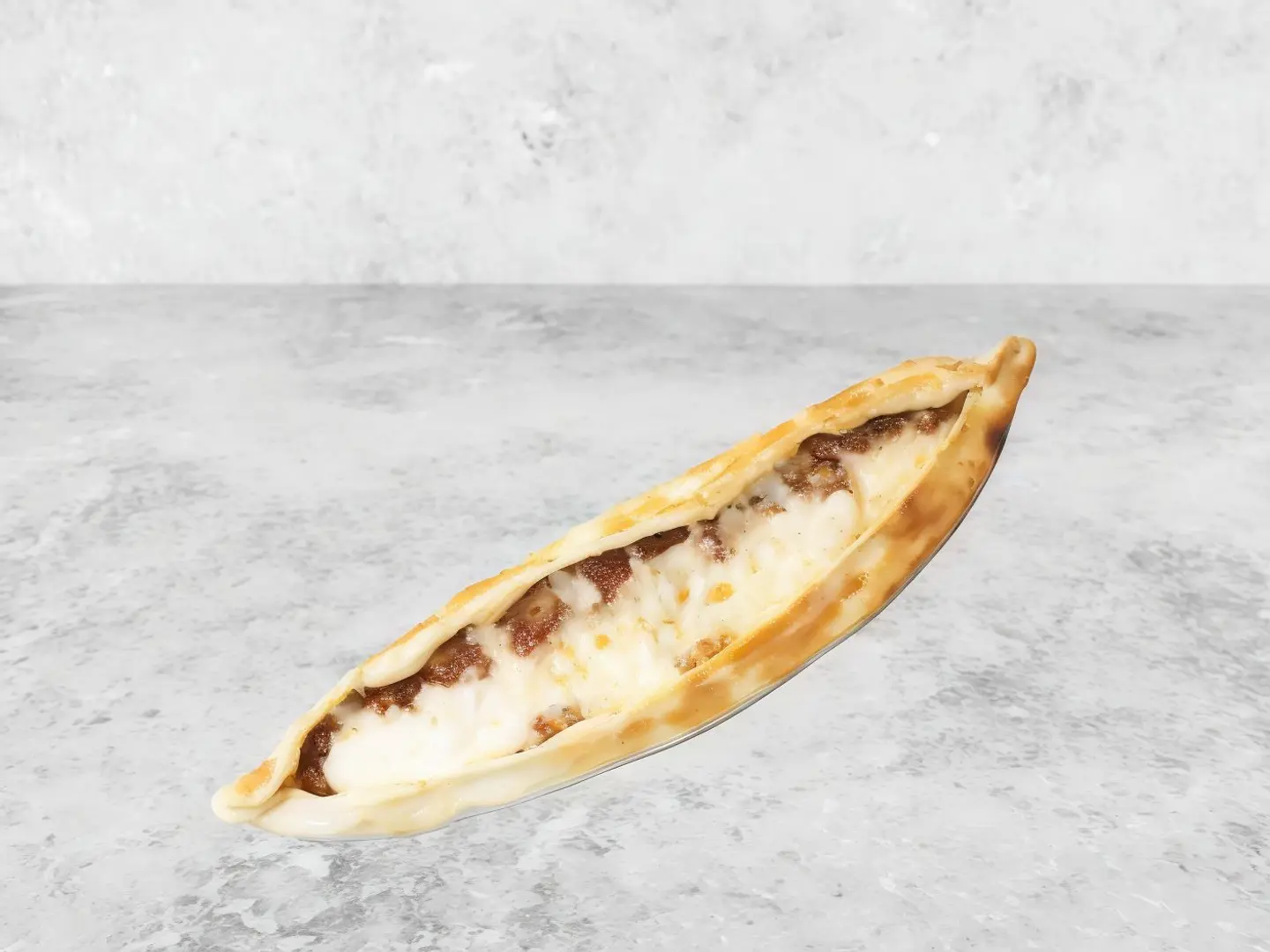 لبنة باللحم