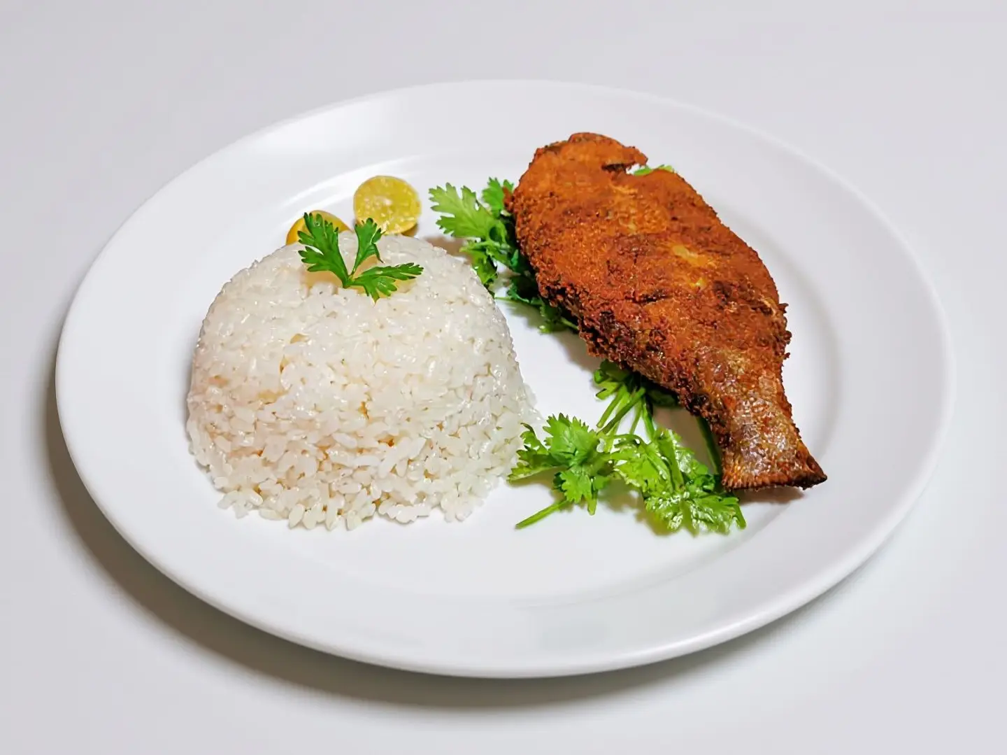 كيلو ونصف سمك مع الأرز