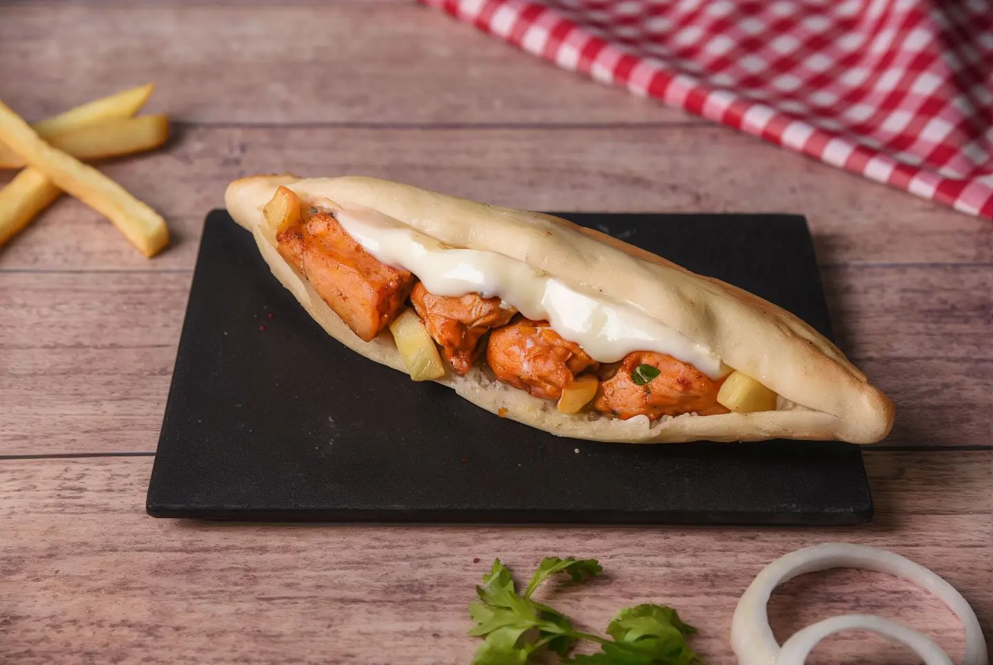 صمونة شيش طاووق