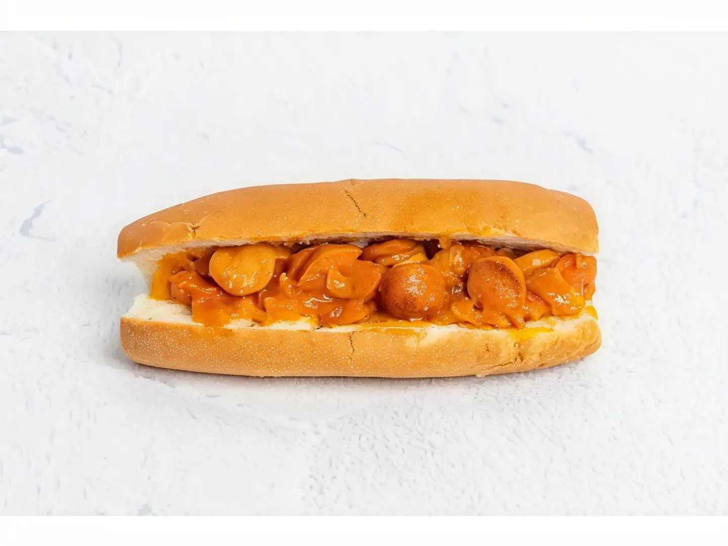 ساندوتش نقانق بالجبن