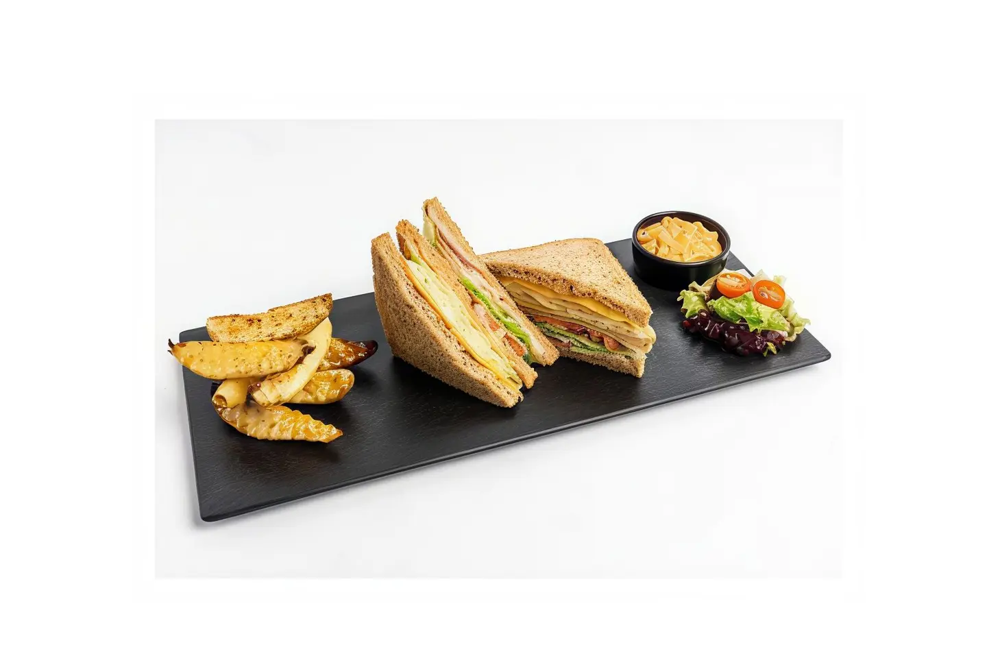 كلوب ساندويتش بني جبنة حلومي