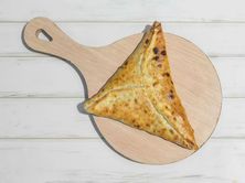 فطيرة كباب دجاج باللبنة