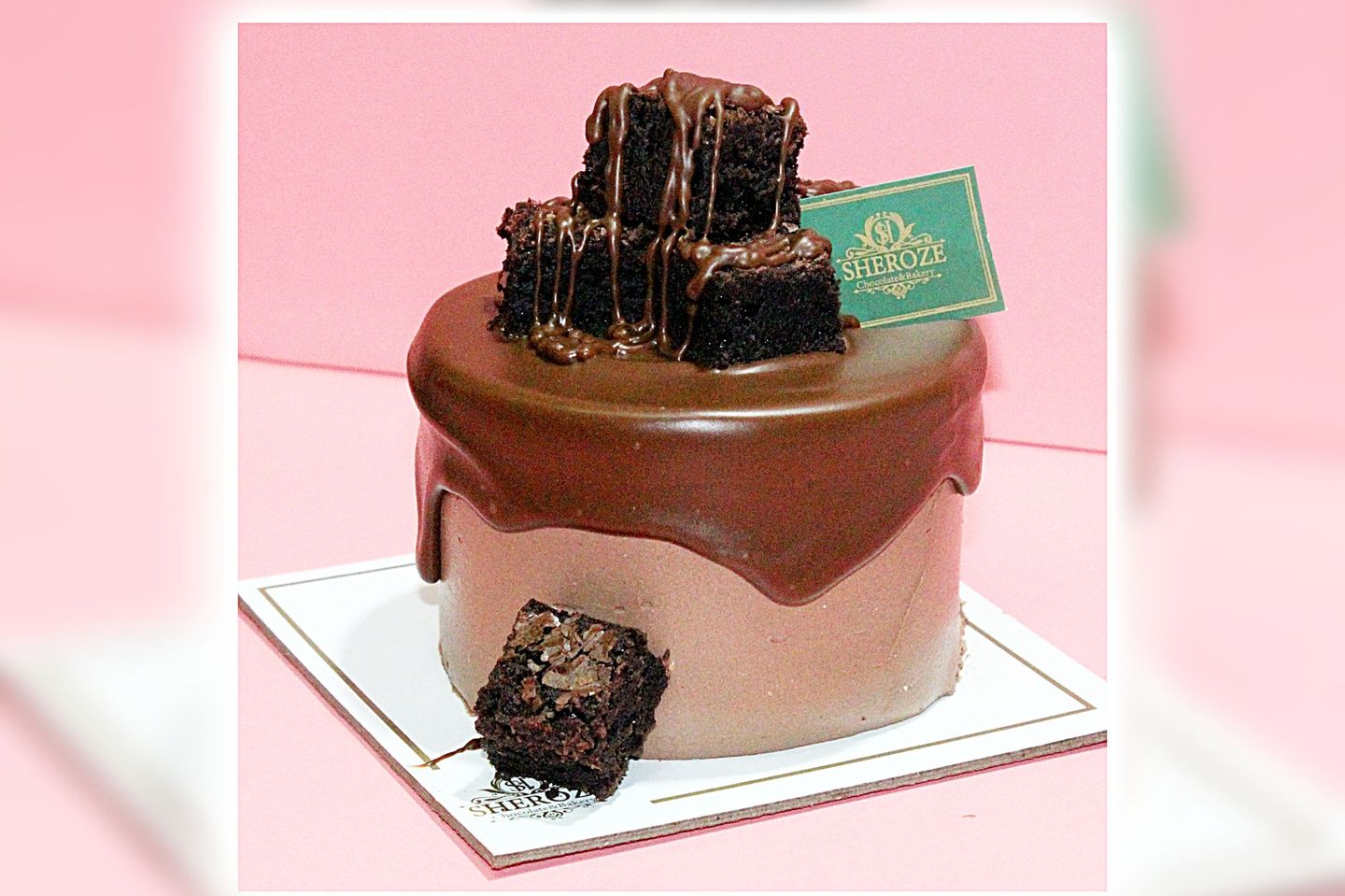 Chocolate Brownie Cake Slice