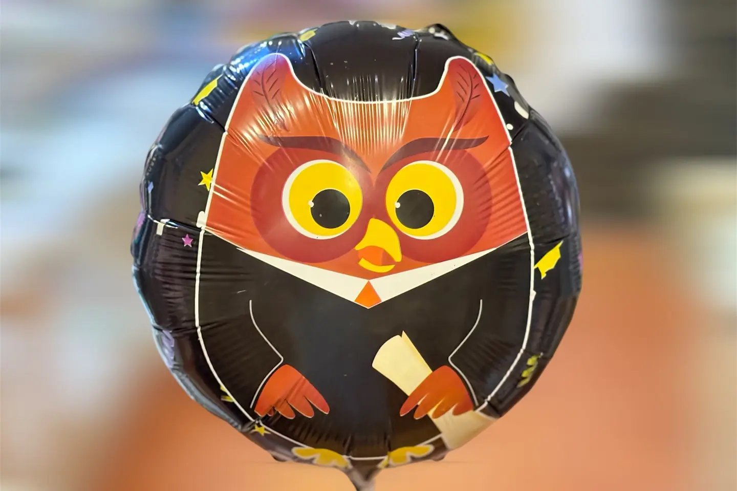 بالون تخرج لون اسود