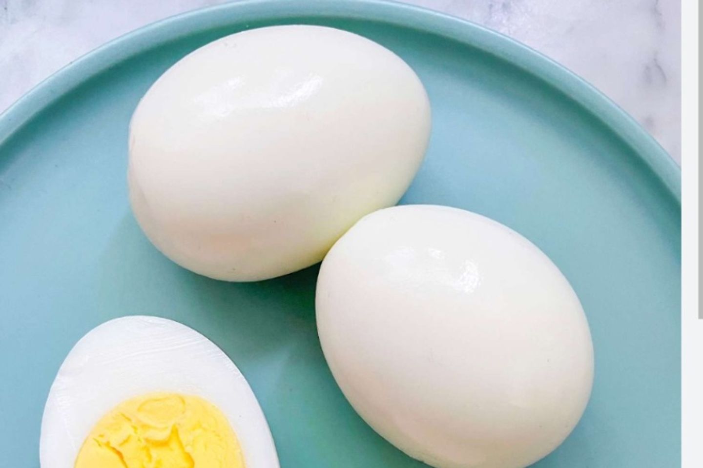02 Piece Boiled Eggs