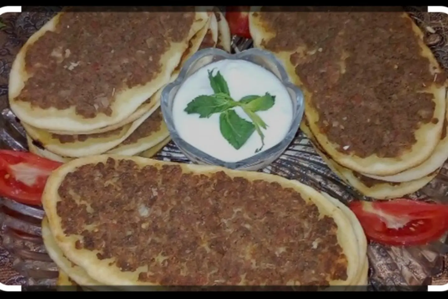 كيلو صفيحه لحم على عجين