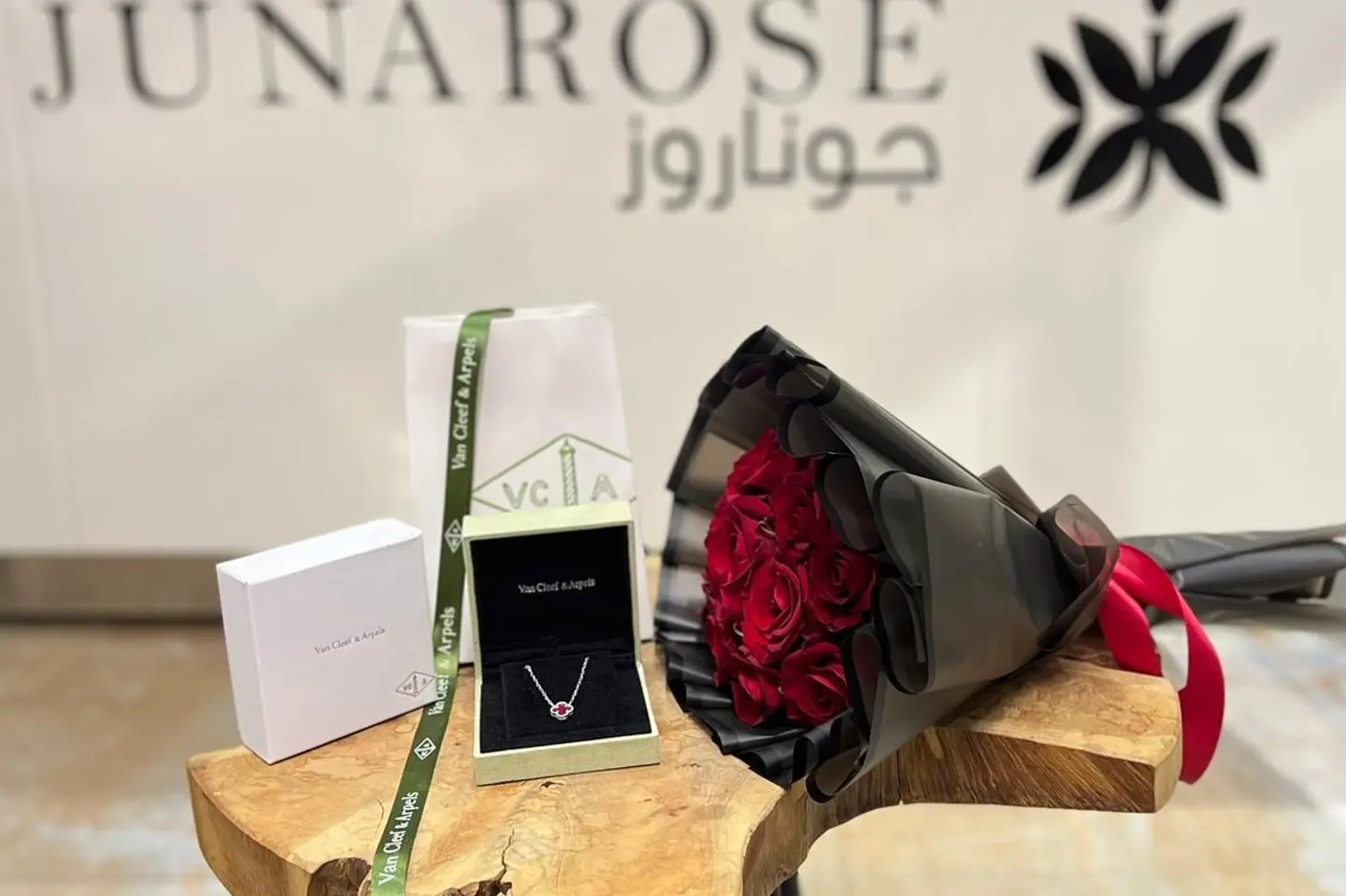 فان كليف و ورد