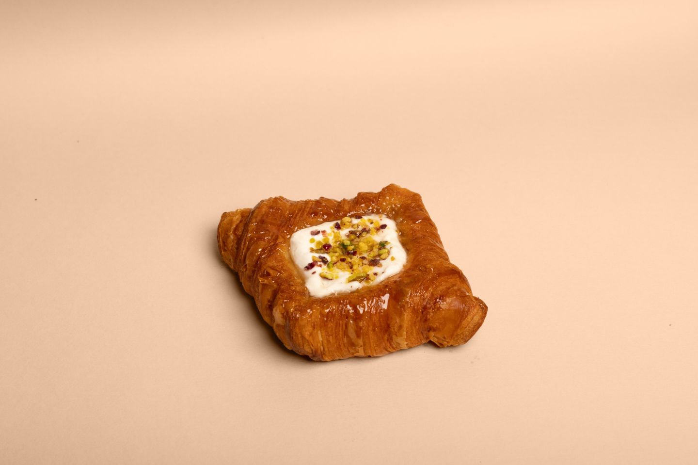 كروسان قشطة