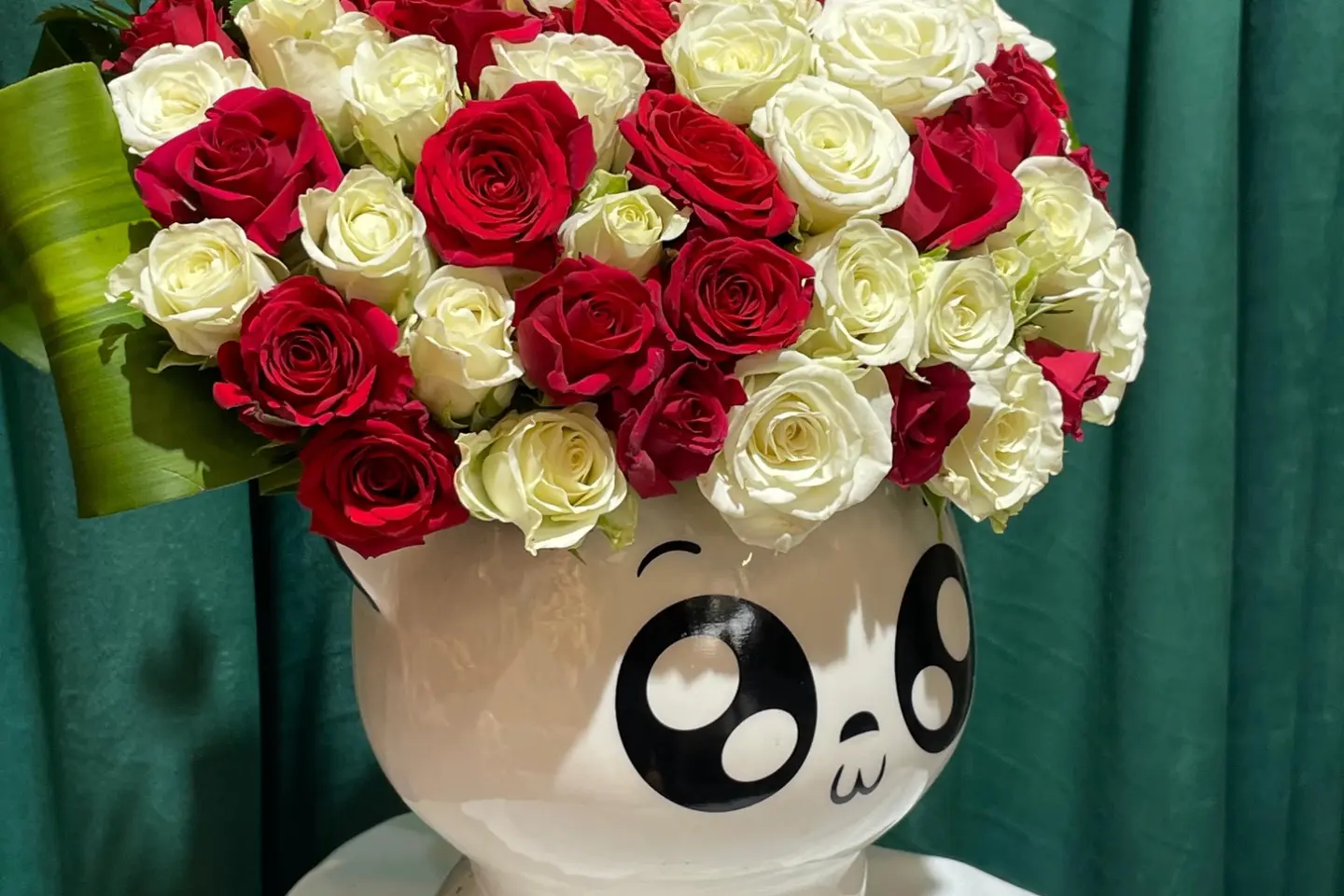 فازه على شكل قط لطيفه وجميله غ