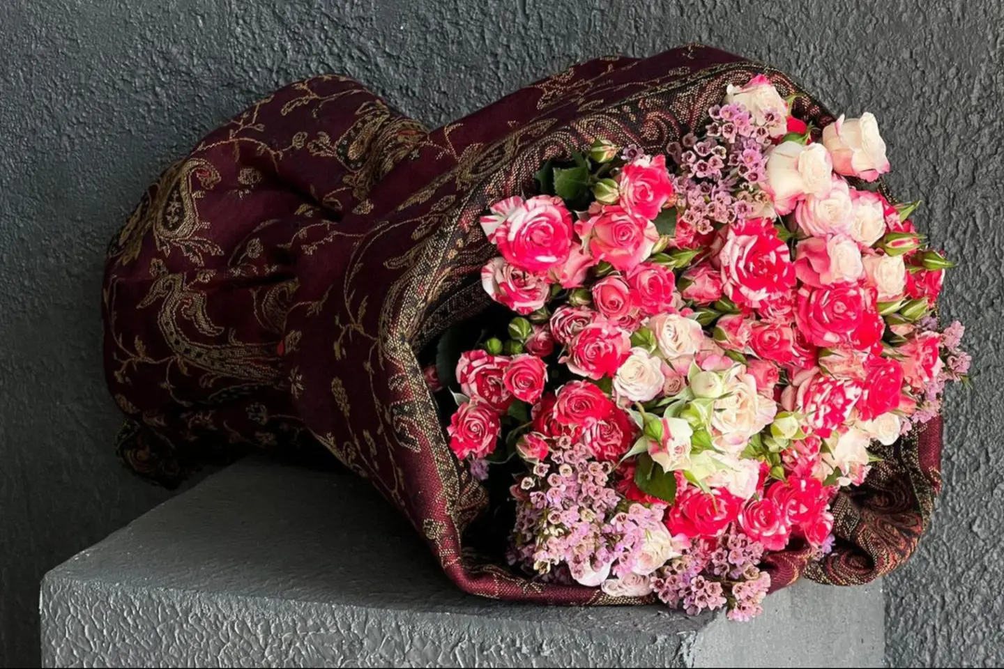 Kashmiri Shawl Bouquet 2