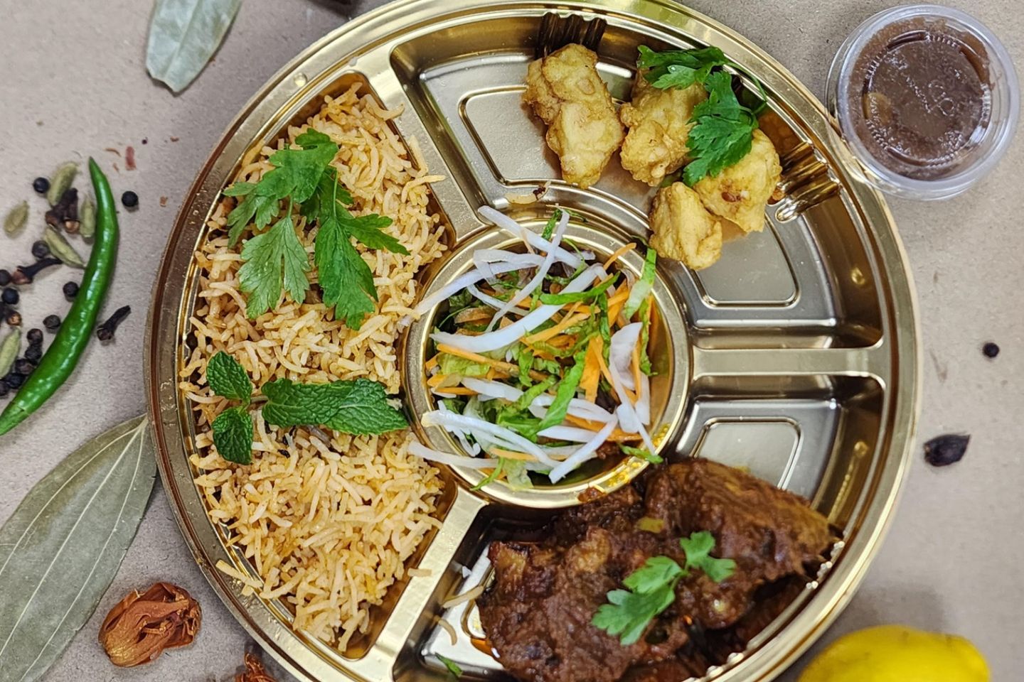 أكشايا تشاتيناد كومبو غير نباتي