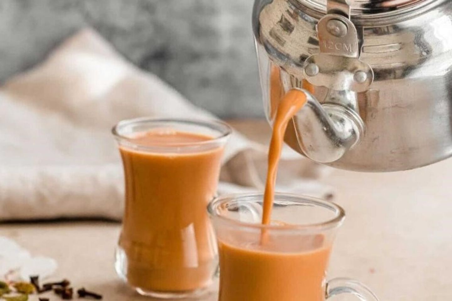 حليب عدني