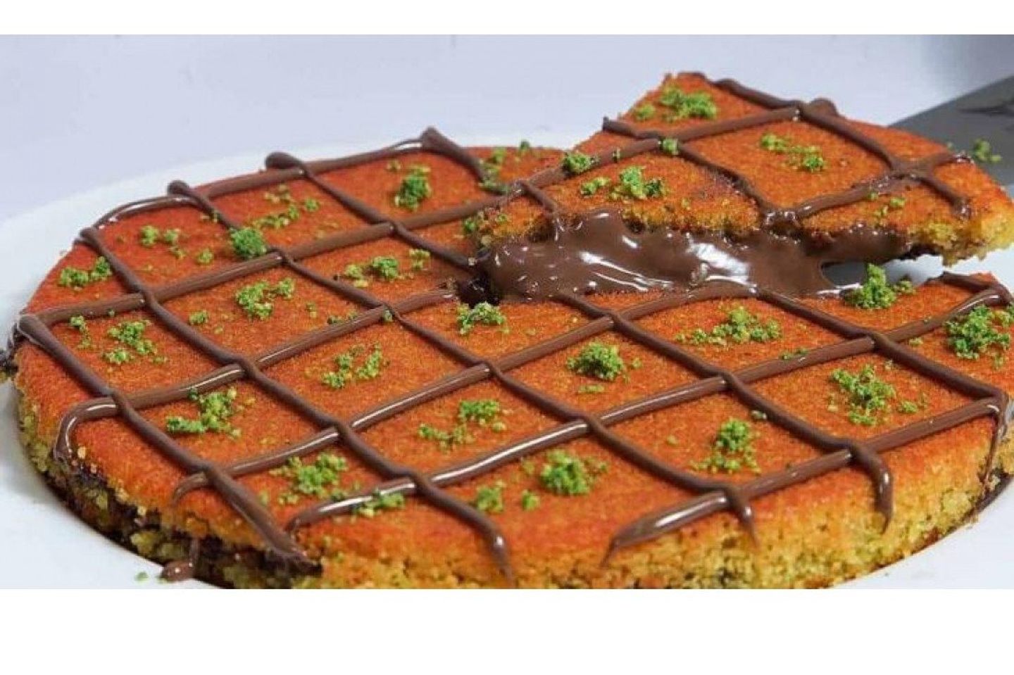 كنافه وسط نوتيلا
