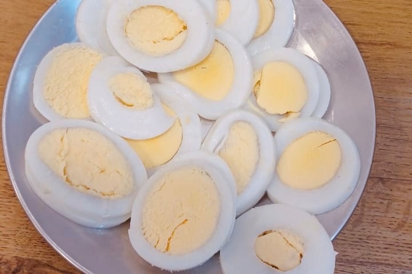 بيض مسلوق
