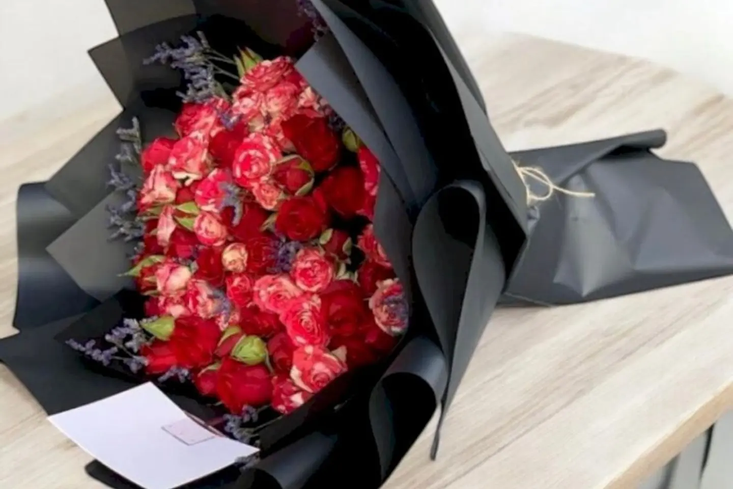 باقة ورد وريحان