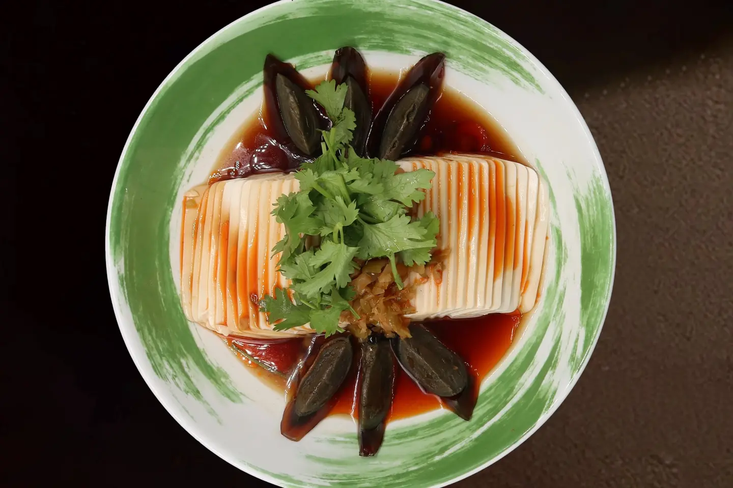 التوفو مع البيض المئوي