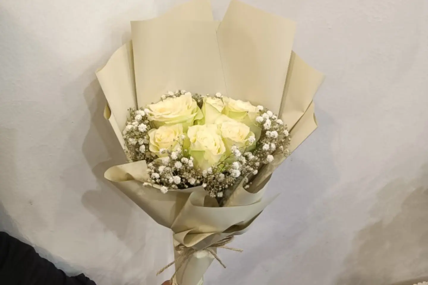 White Rose Bouquet Pieces Beige Cover