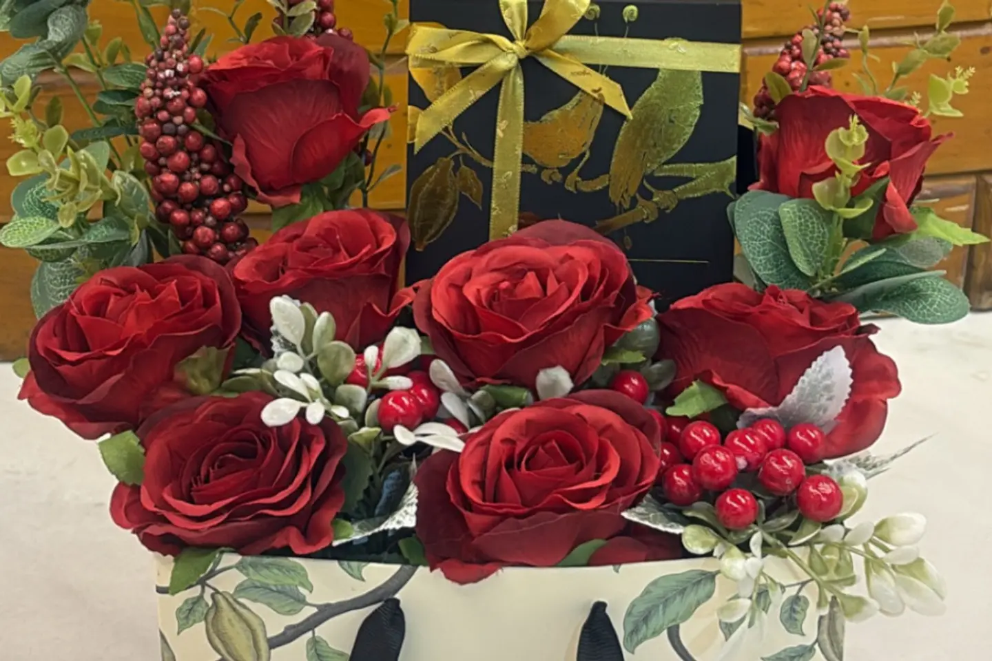 Artificial Red Roses With Chocolate Anoush