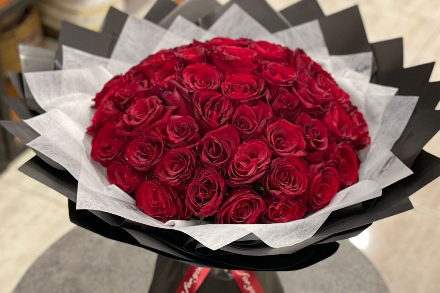 باقه احمر جوري كبيره رقم ٢