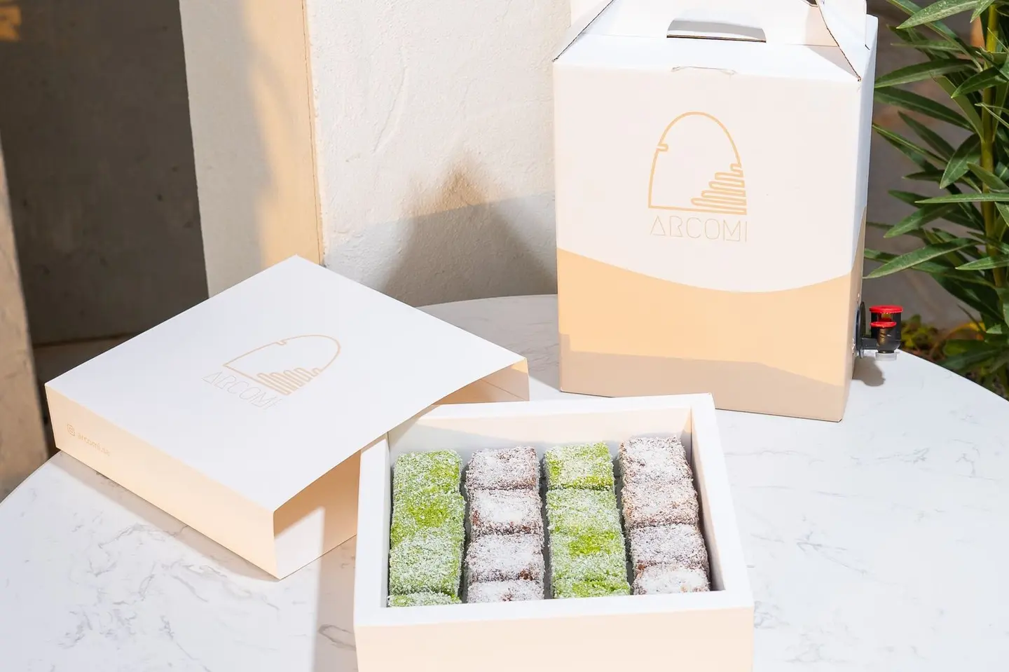 Lamington Cake Box + Hot Drink