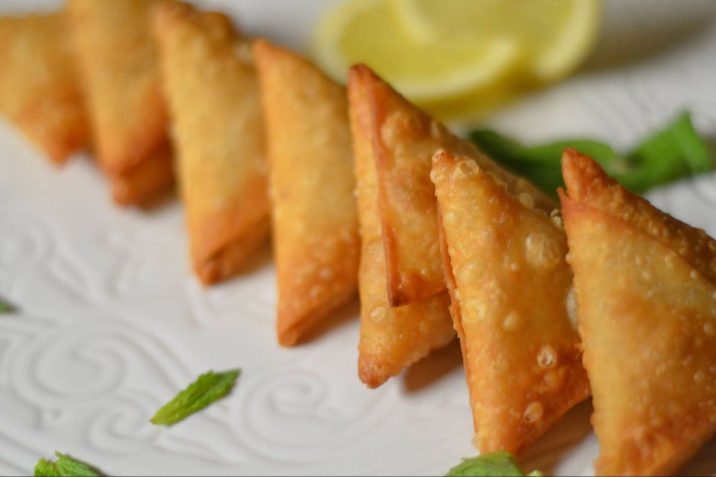 سمبوسة دجاج - حبة