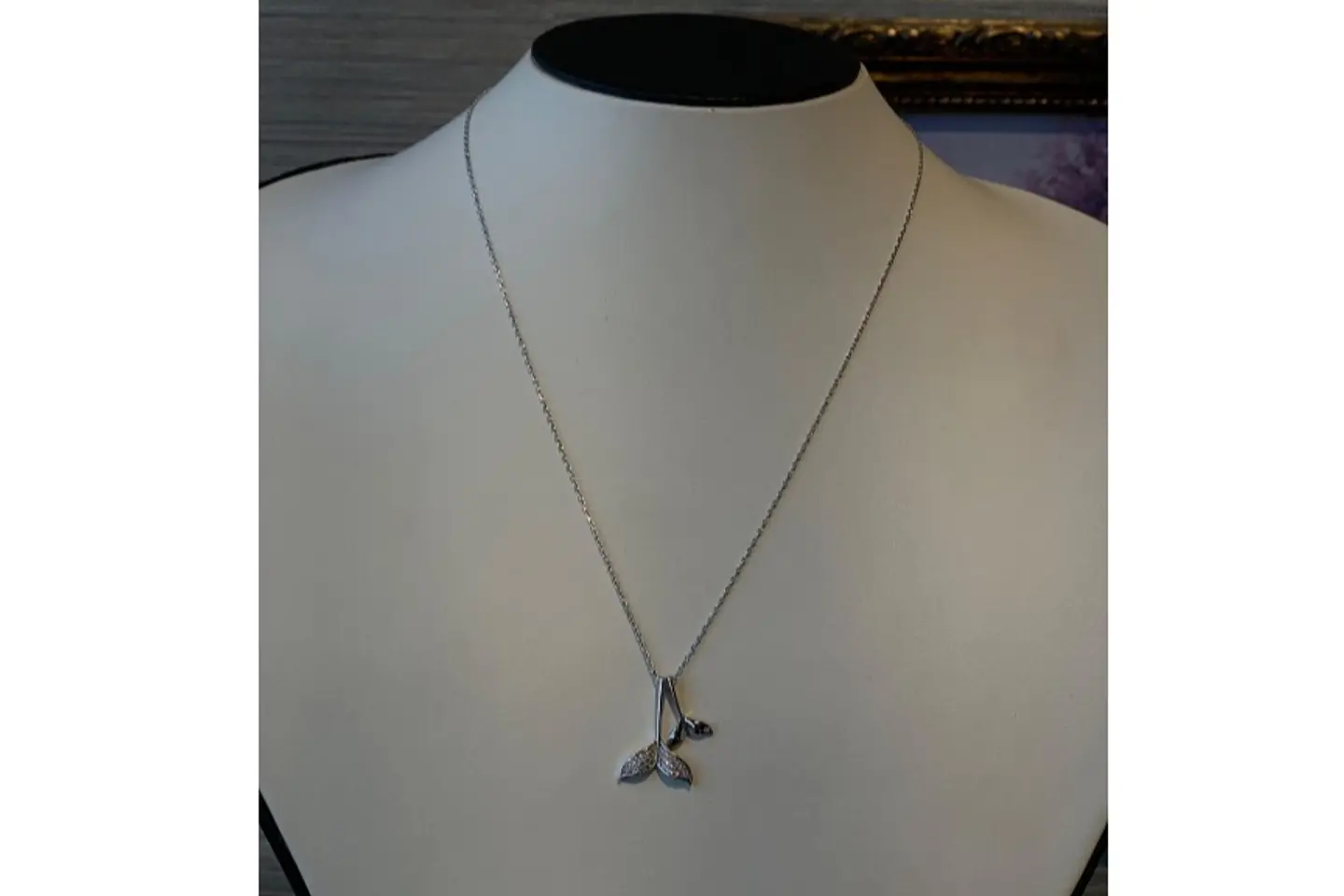 سلسال فضة توم ٤