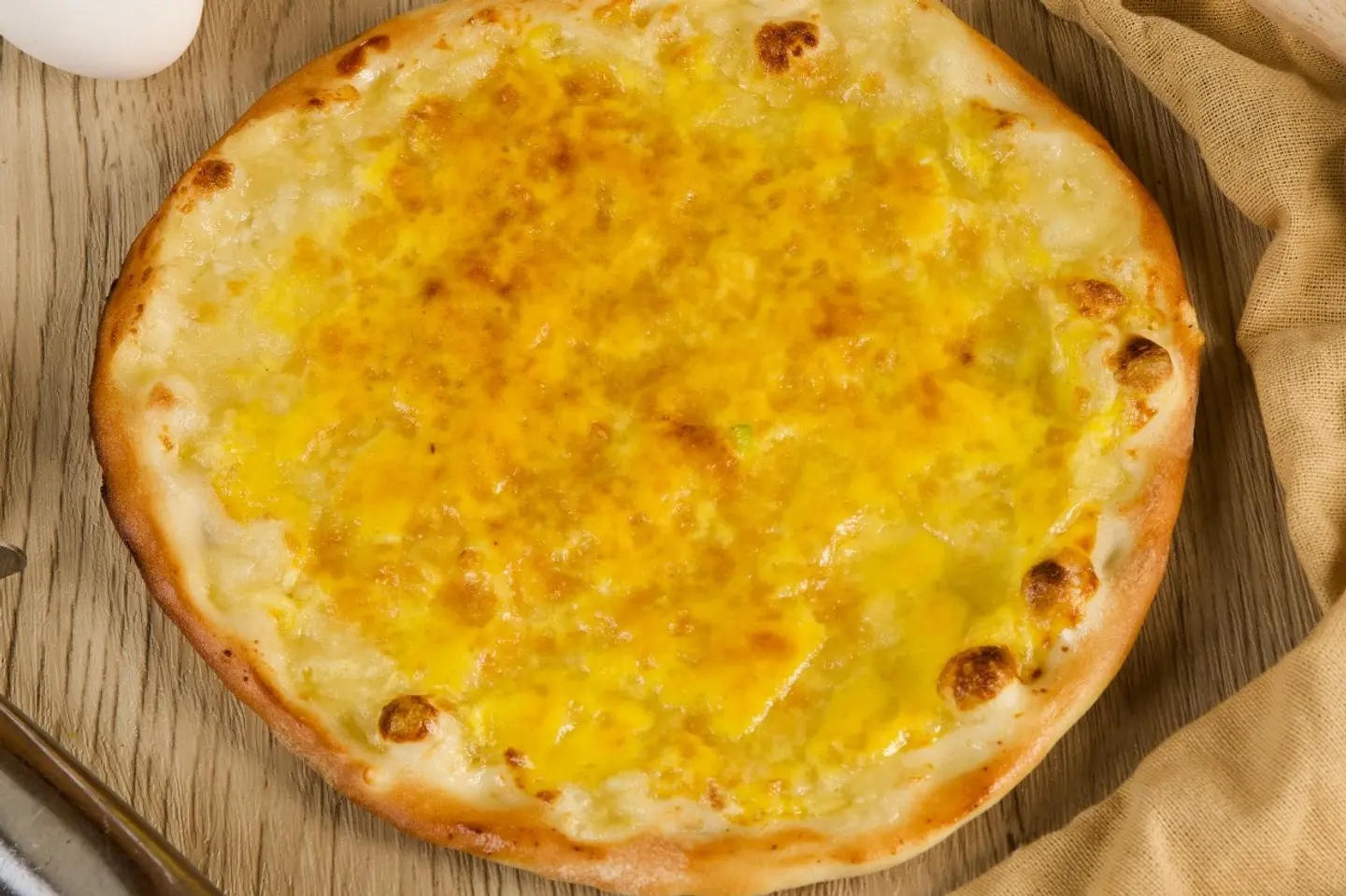 جبن مع البيض