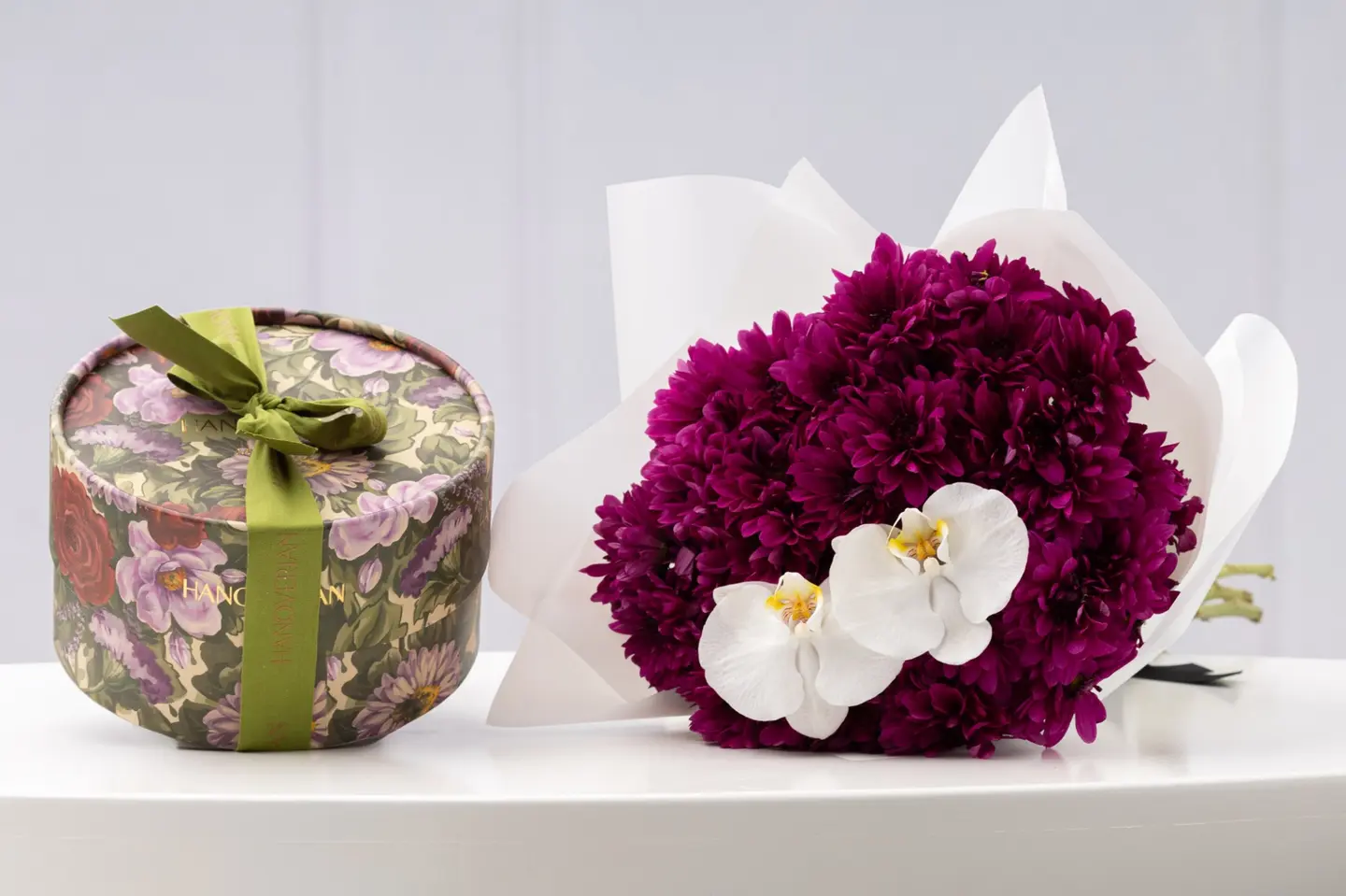 بوكيه ورد البتلات الرقيقة – مكس براند من هانوفيرين