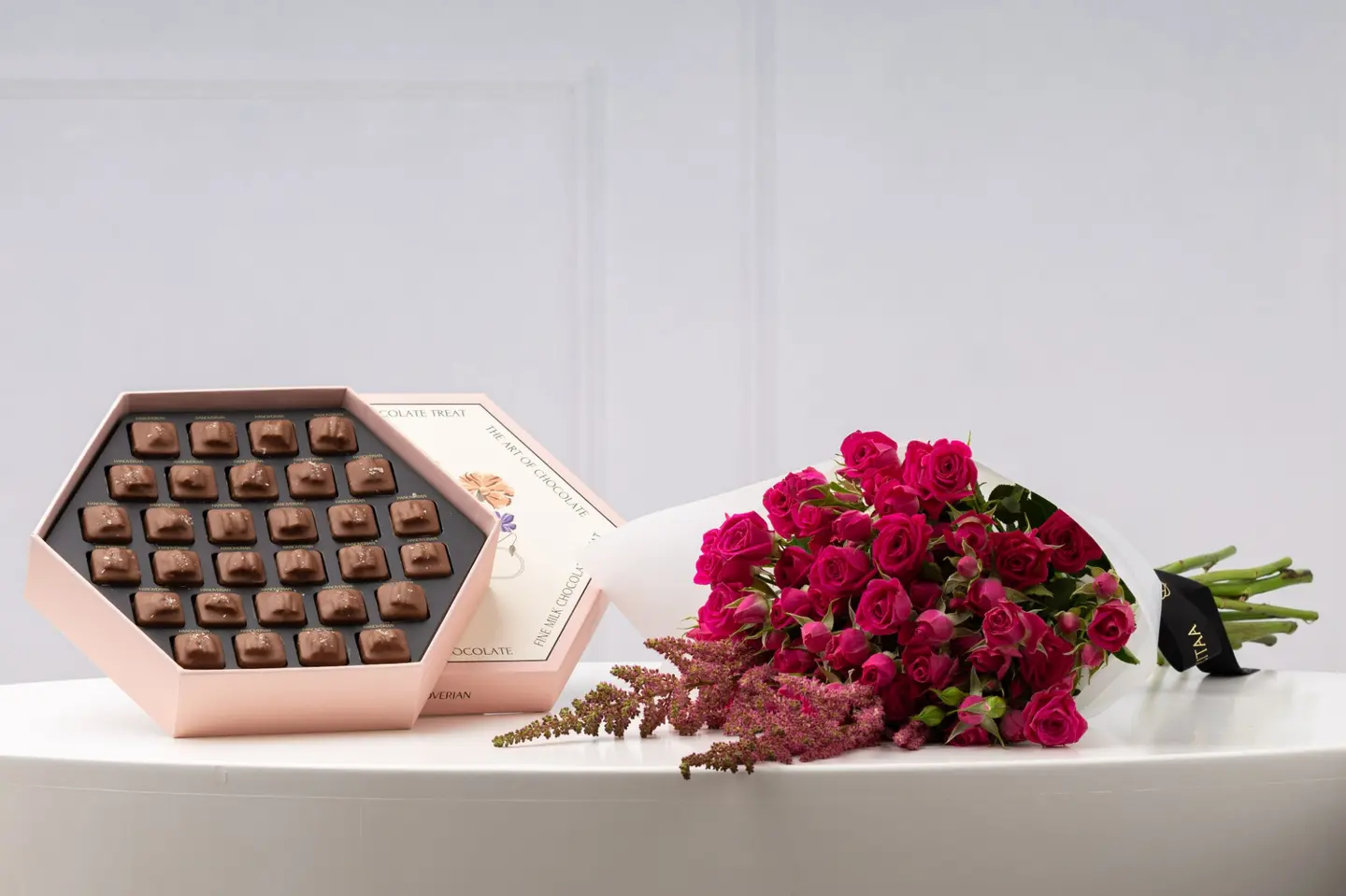 بوكيه ورد عبق الأزهار - بيكان الكراميل المملح من هانوفيرين