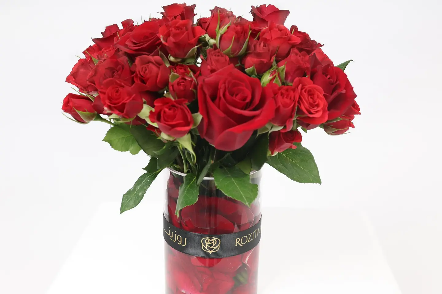 فازة ورد الجوري الكلاسيكي – ورد احمر