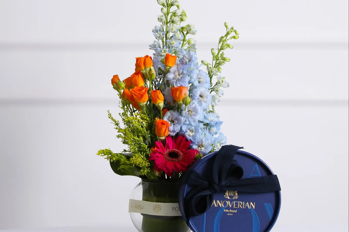 فازة ورد طيف الألوان مع هنوفيرين مكس براند