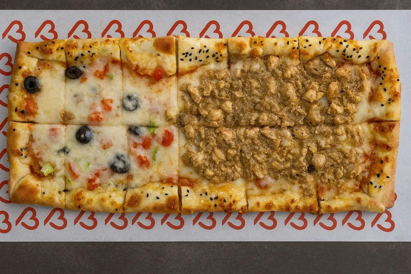 Mahshouqa Pizza