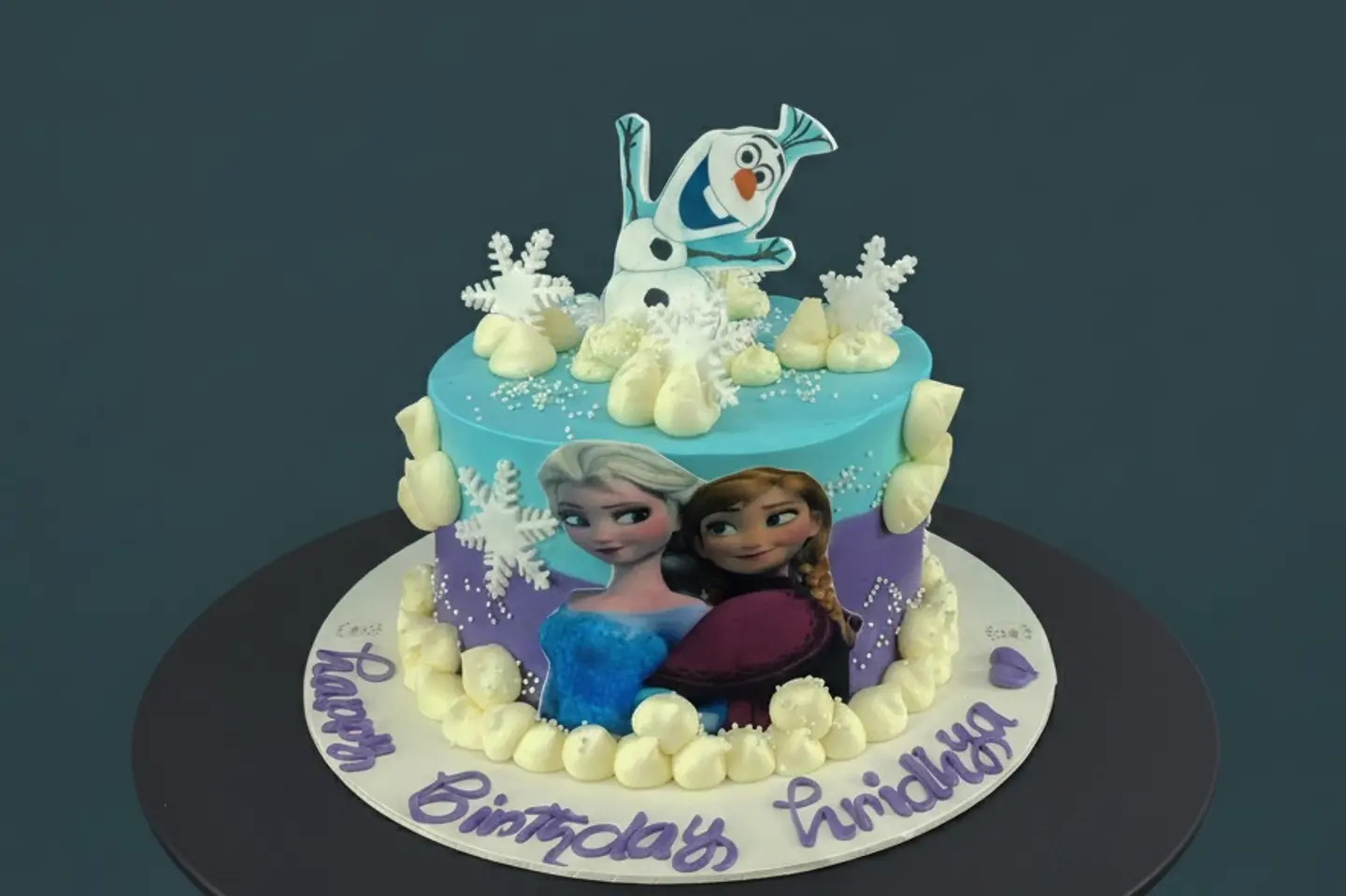 Elsa N Anna Cake