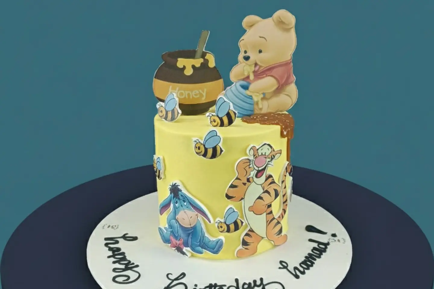 Winnie The Pooh Cake