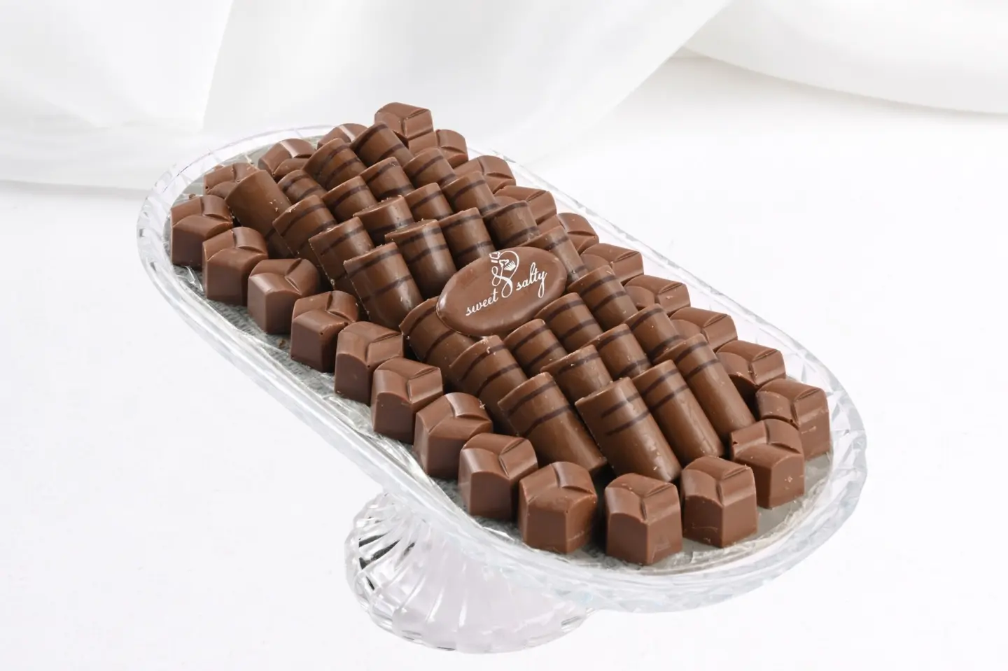 فازة شوكليت بيضاوي