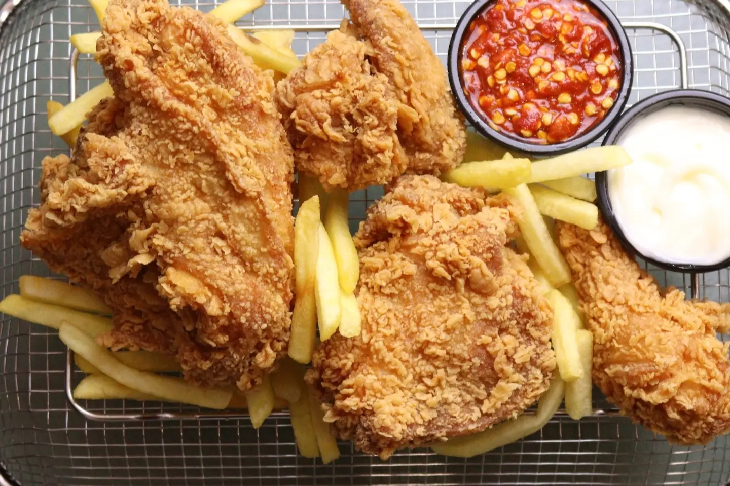 بروستد دجاج حراق