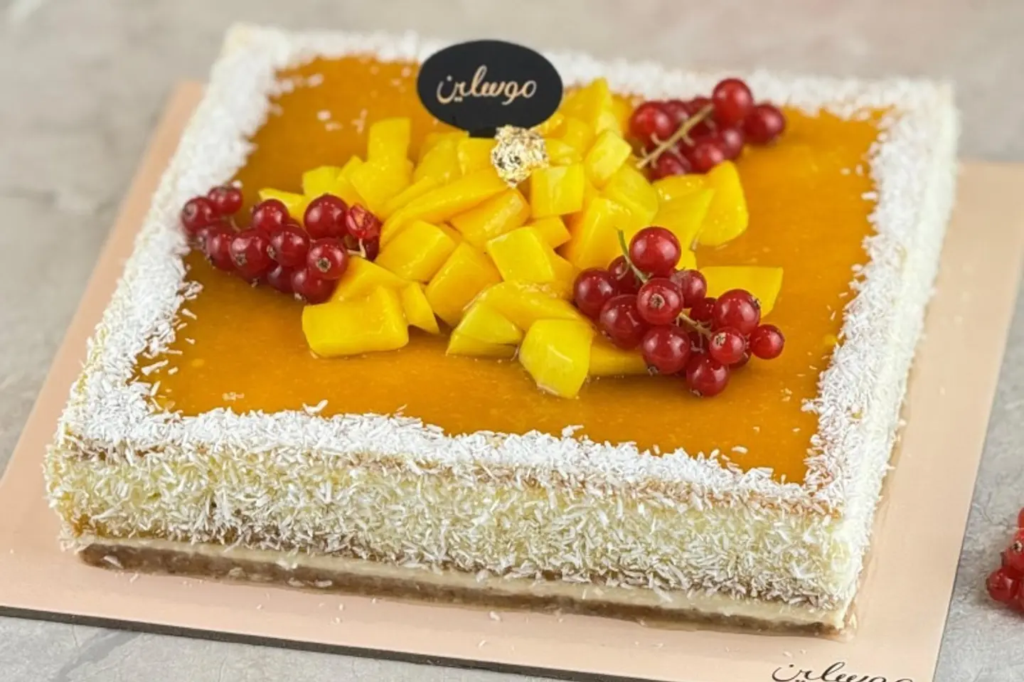 كيك كوكو مانجو - كبير