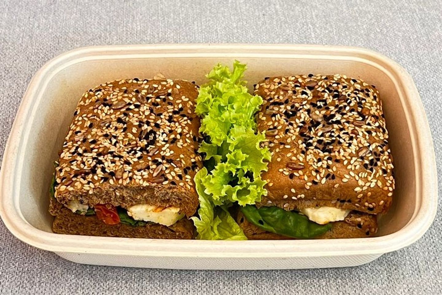 ساندوتش حلوم مشوي