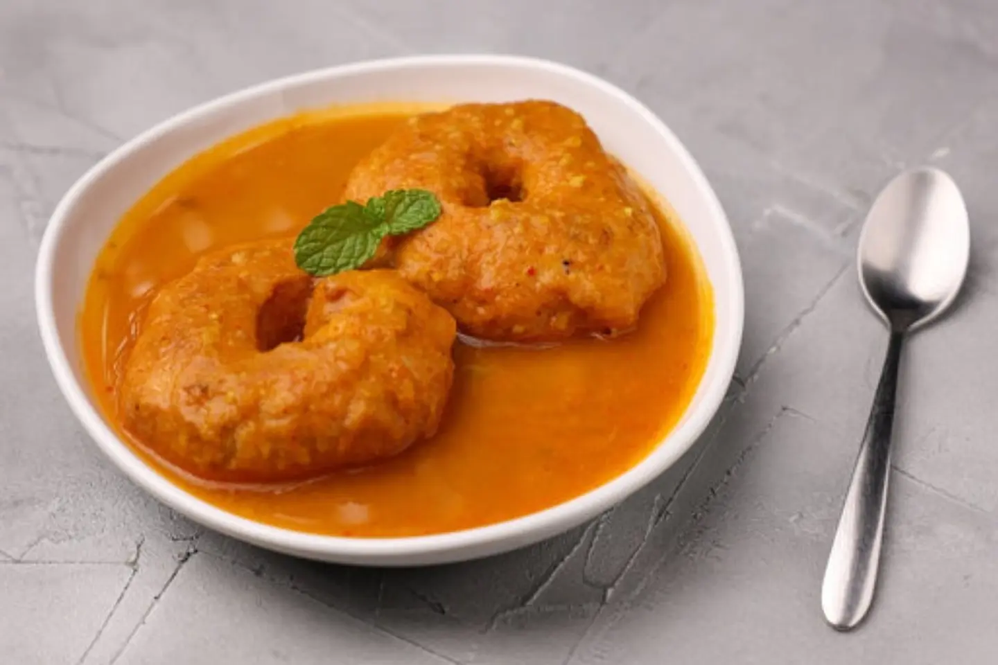 Sambar Vada