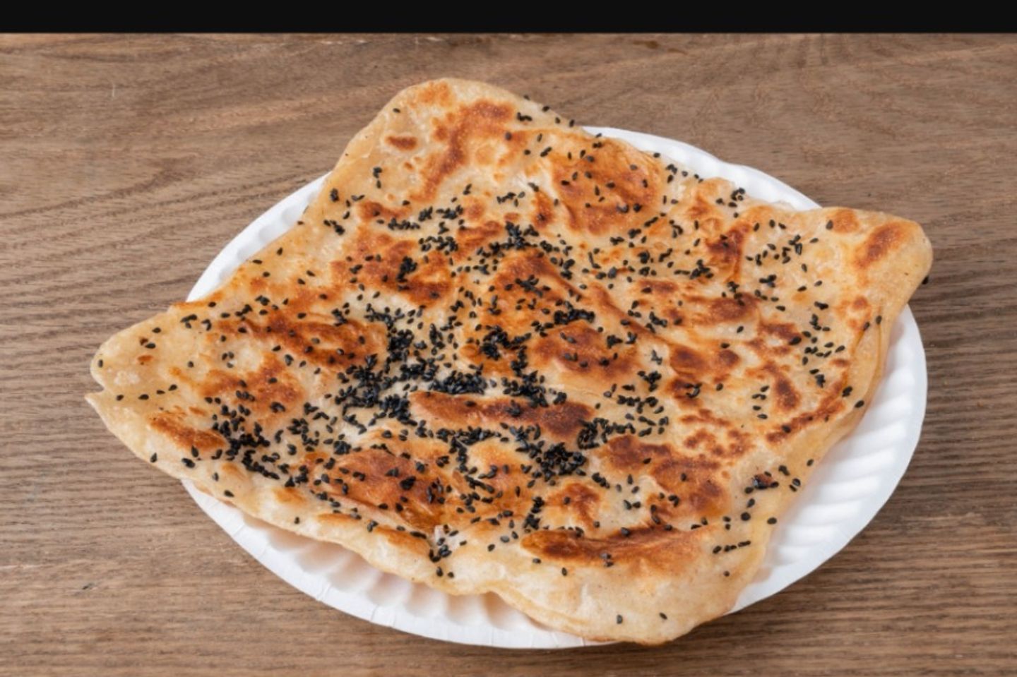 فطيرة بالبيض والسمسم
