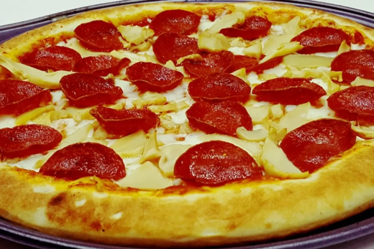 Large Pepperoni Mushroom Pizza