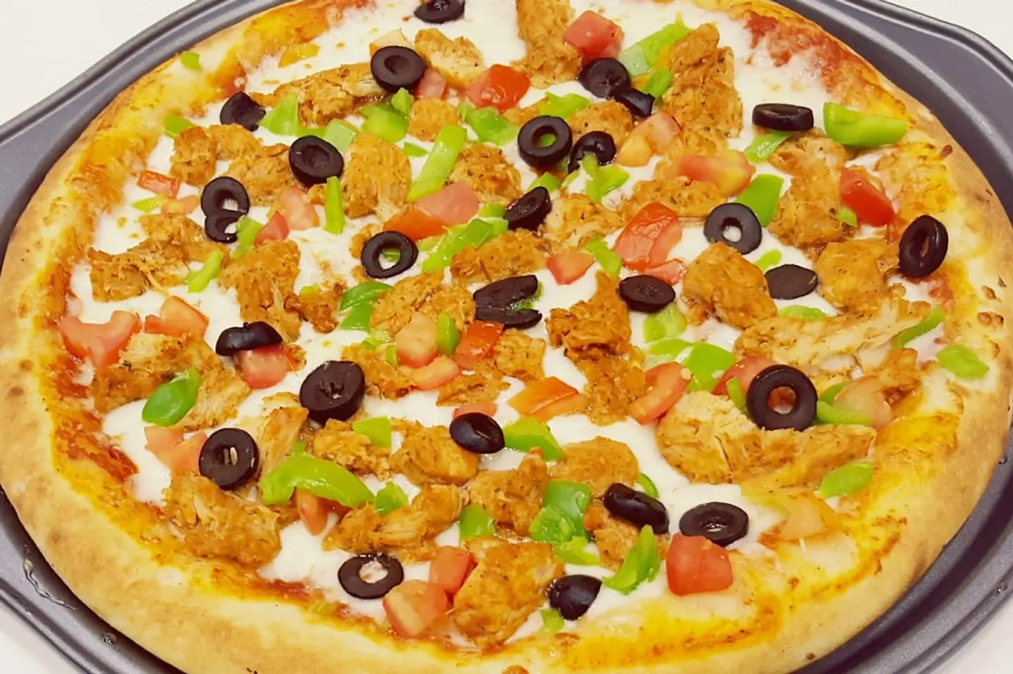 Large Chicken Fajita Pizza