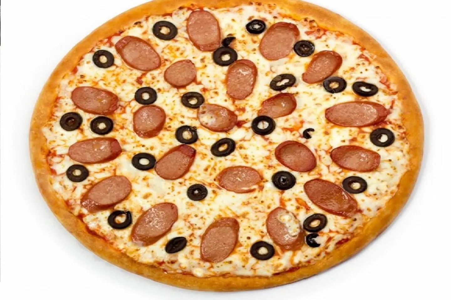 بيتزا نقانق مع جبن سائل